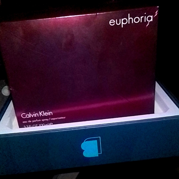 Parfum - Picture 1 of 6